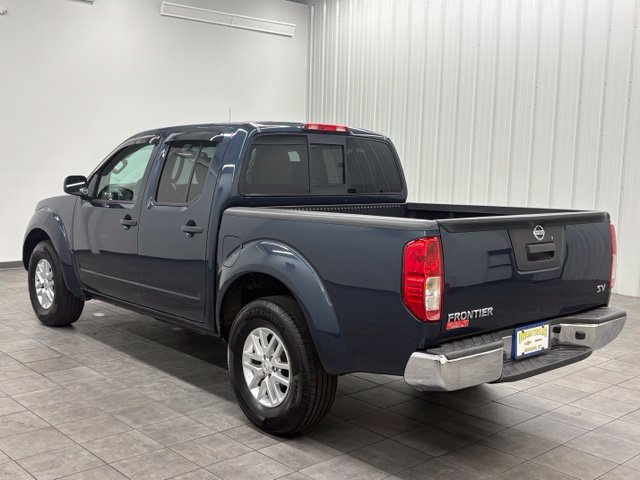 Used 2015 Nissan Frontier SV RWD image 4