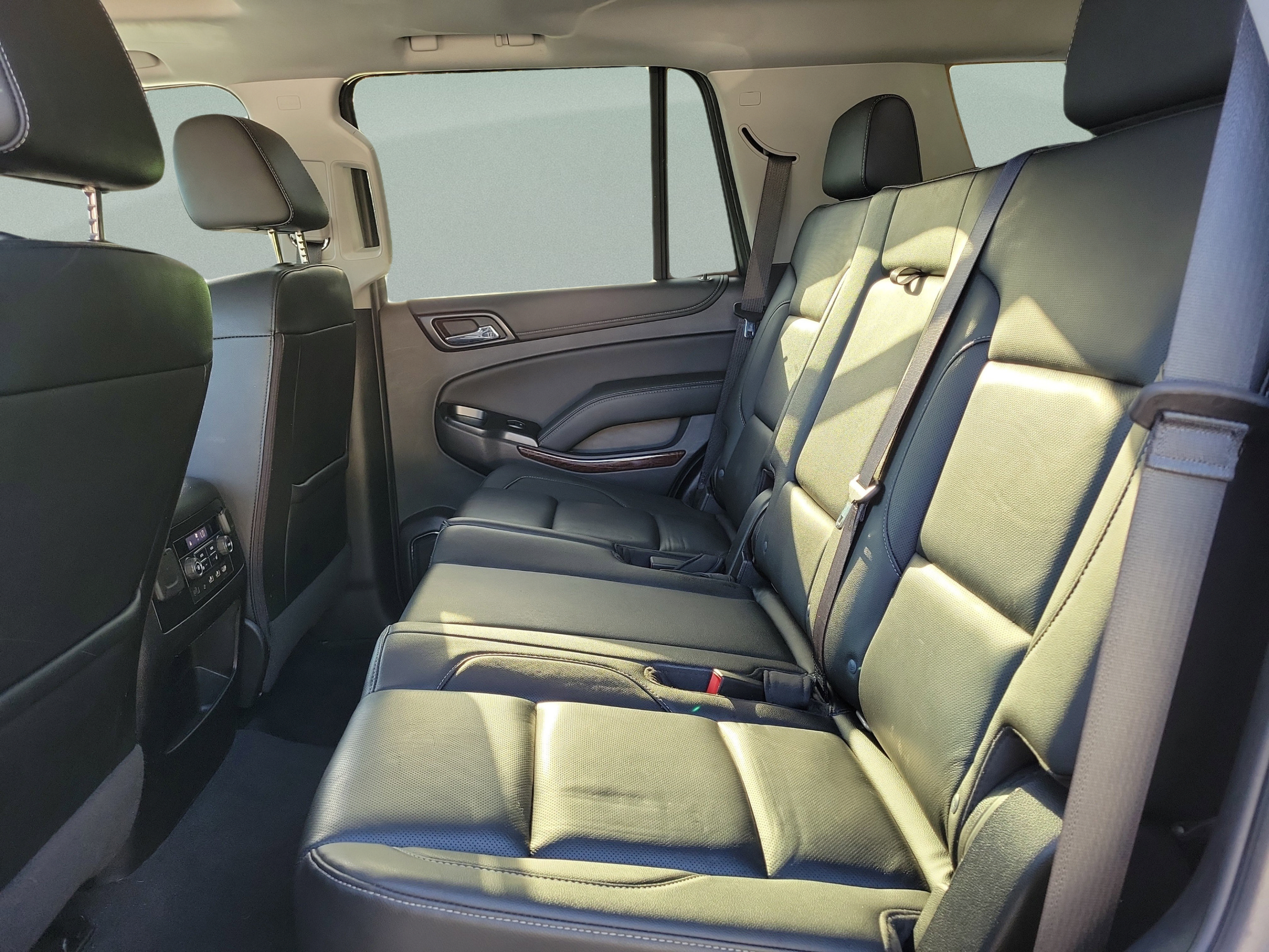 Used 2020 GMC Yukon SLT w/ Open Road Package RWD image 8