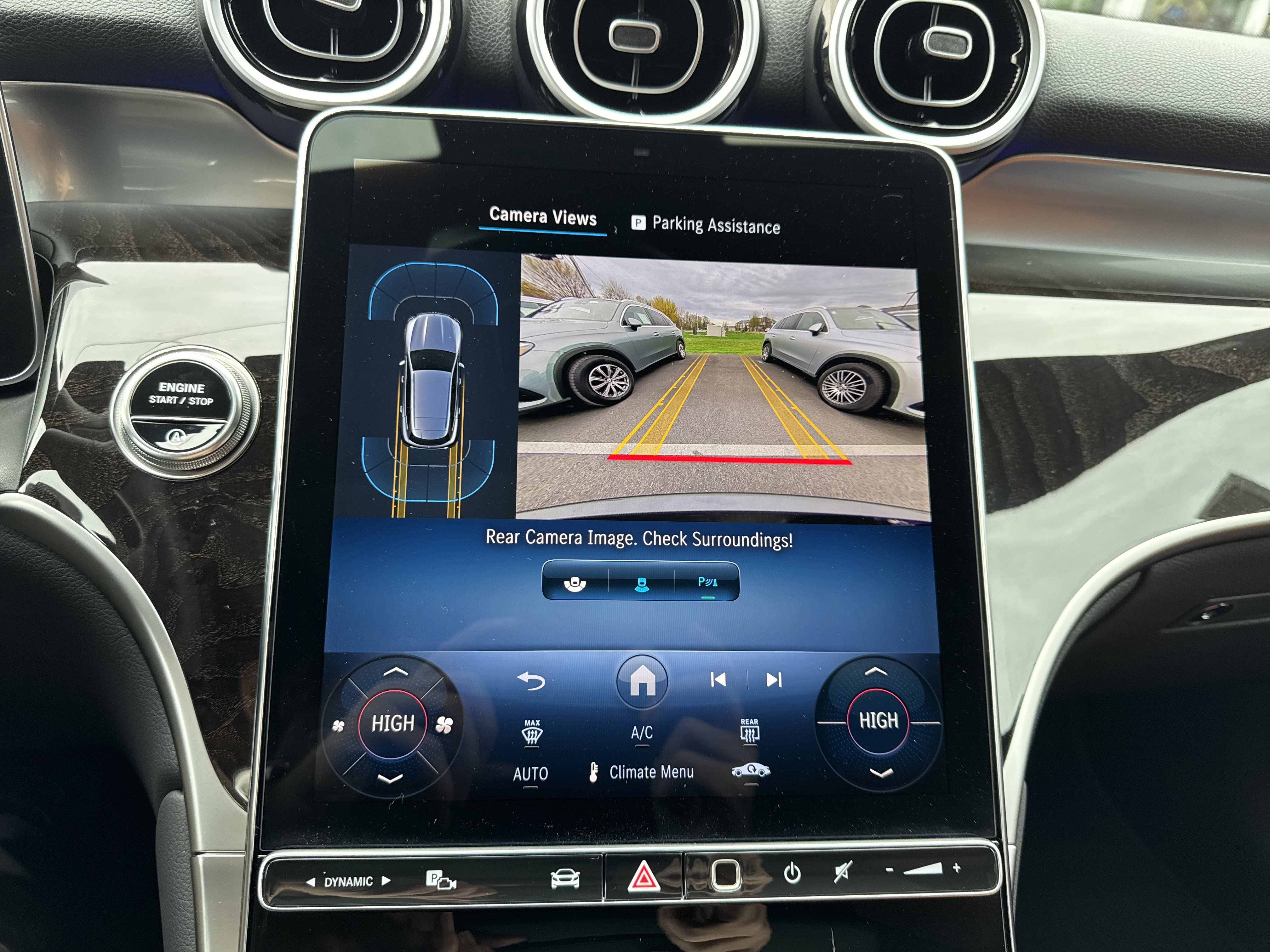 Used 2025 Mercedes-Benz GLC 300 4MATIC image 20