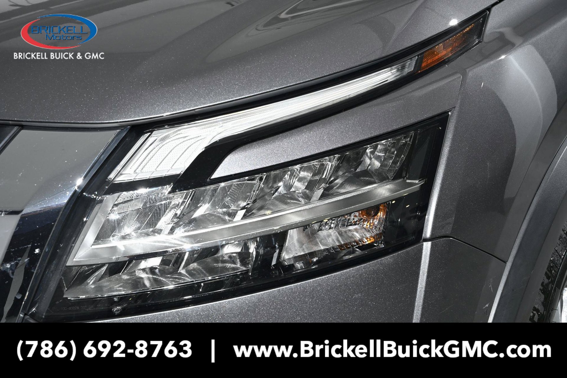 Used 2024 Nissan Pathfinder SL FWD image 10