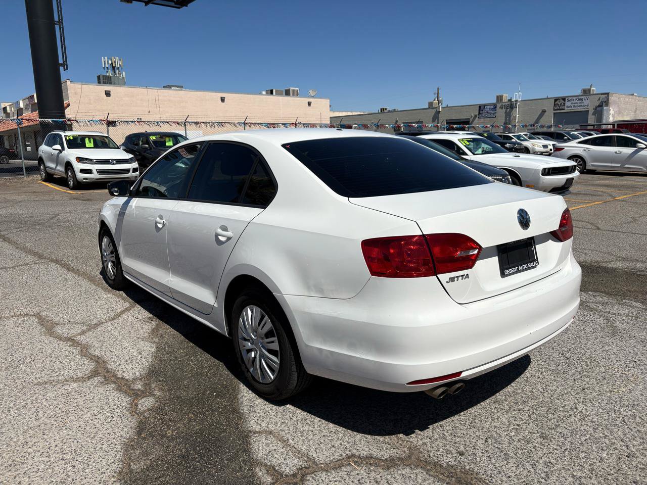Used 2011 Volkswagen Jetta S FWD image 3