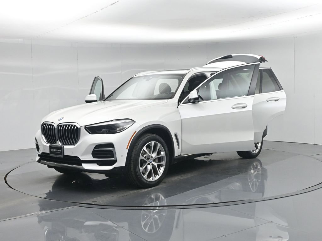 Used 2023 BMW X5 sDrive40i image 40