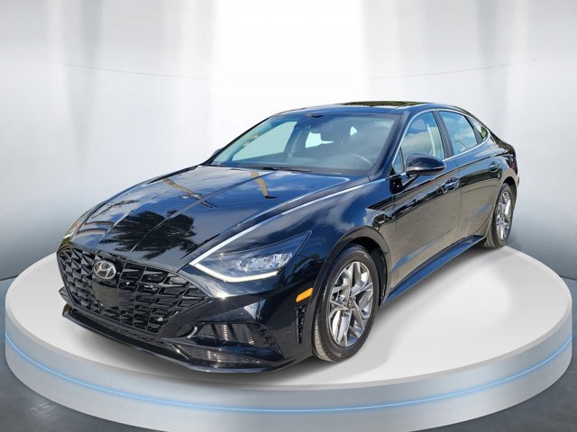 Certified 2023 Hyundai Sonata SEL w/ Convenience Package image 2