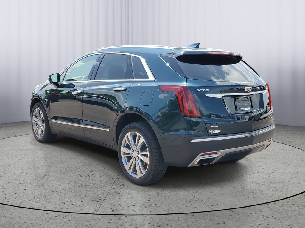 Certified 2024 Cadillac XT5 Premium Luxury w/ LPO, Floor Liner Package AWD/4WD image 4