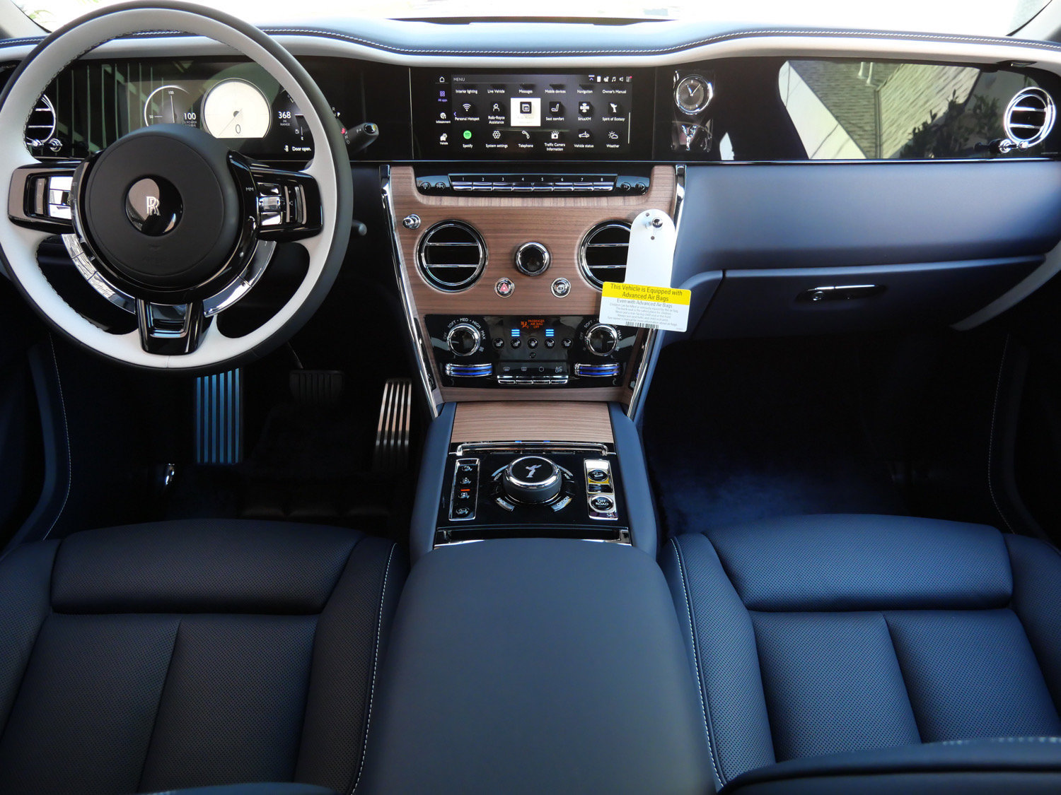New 2027 Rolls-Royce Cullinan AWD/4WD image 4