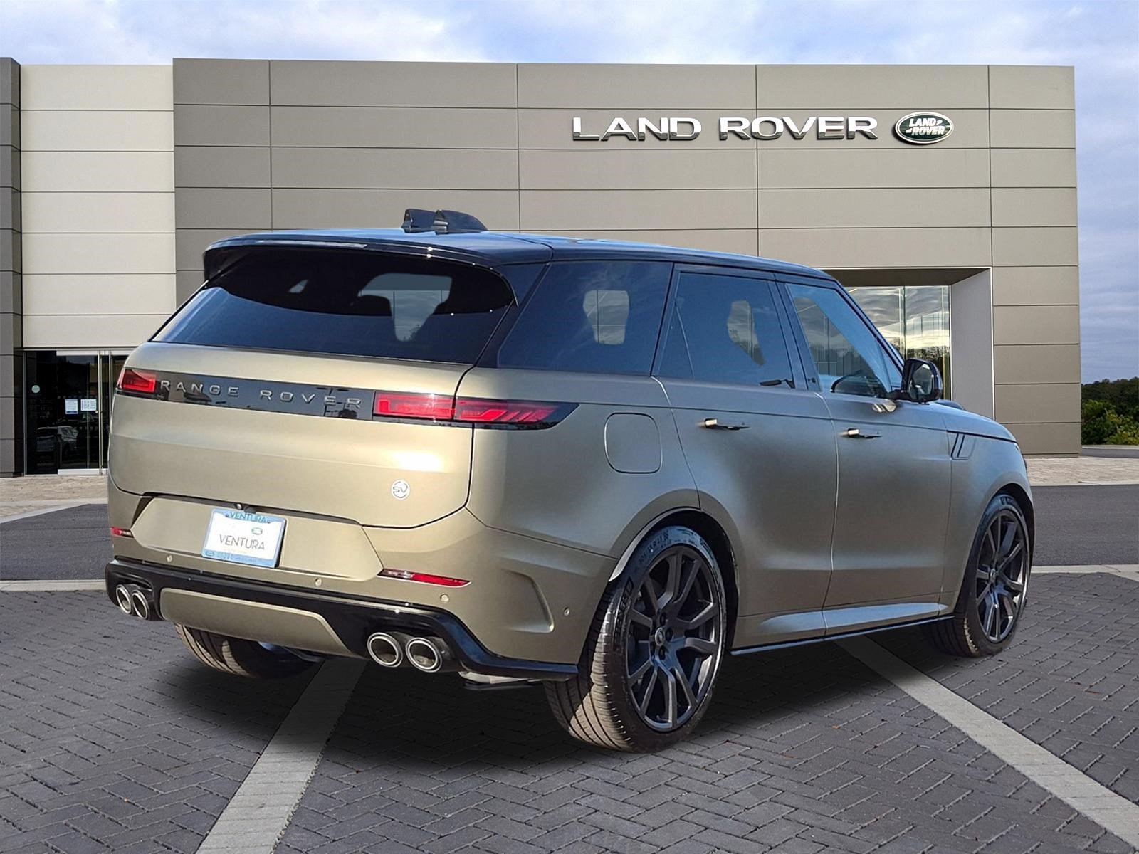 Certified 2024 Land Rover Range Rover Sport SV Edition One Carbon Bronze AWD/4WD image 5