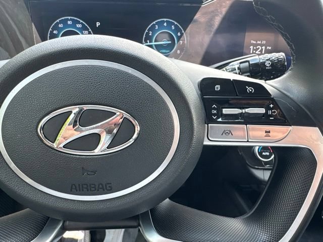 Used 2023 Hyundai Elantra SEL w/ Convenience Package FWD image 18