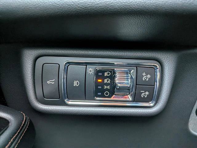 Used 2024 Lincoln Aviator Reserve w/ Equipment Group 201A image 17