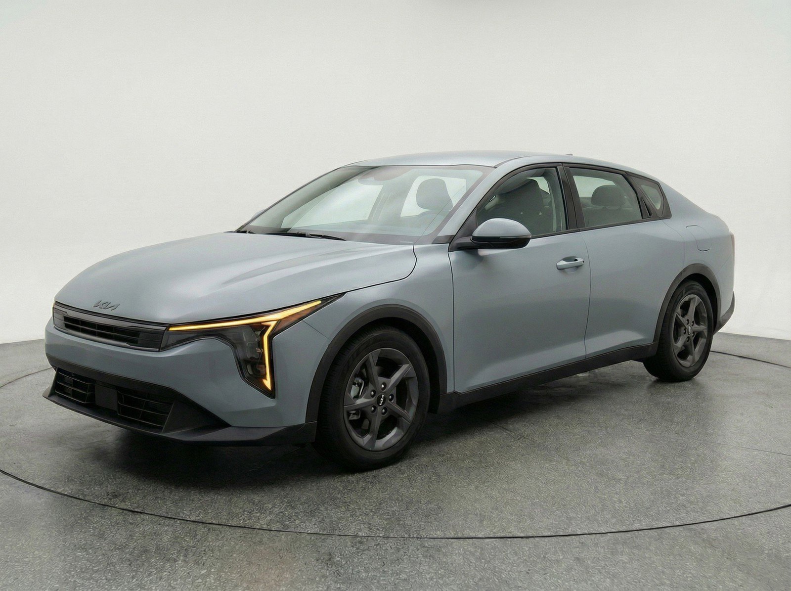 Used 2025 Kia K4 LXS image 3