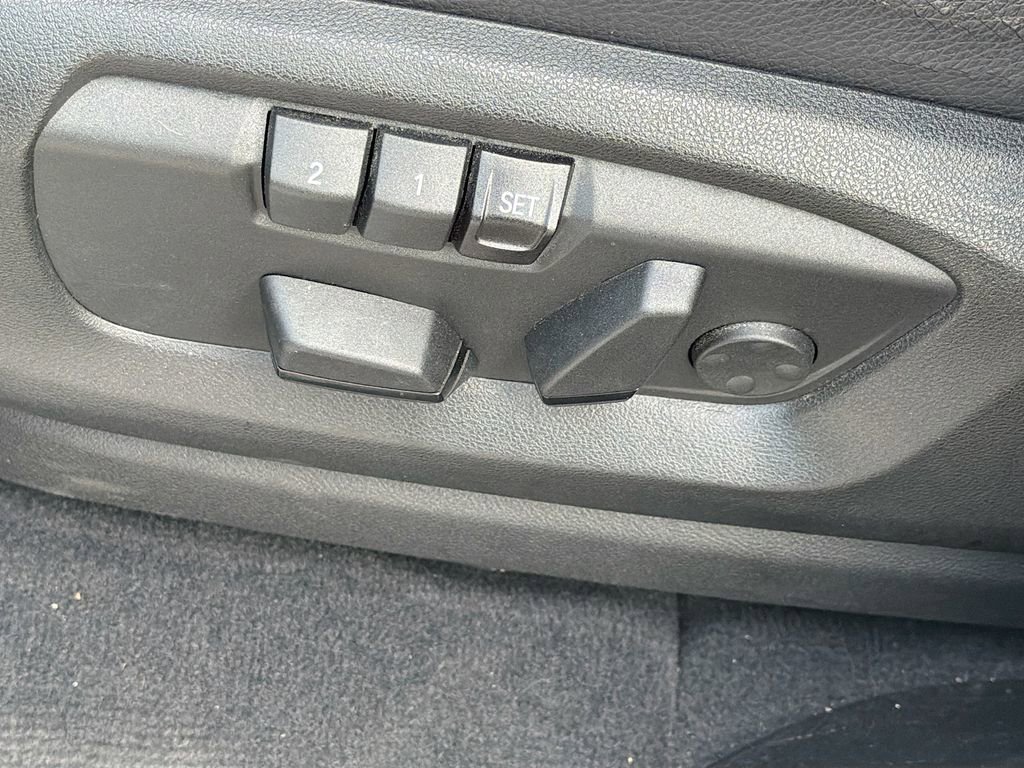 Used 2017 BMW X5 xDrive40e image 25