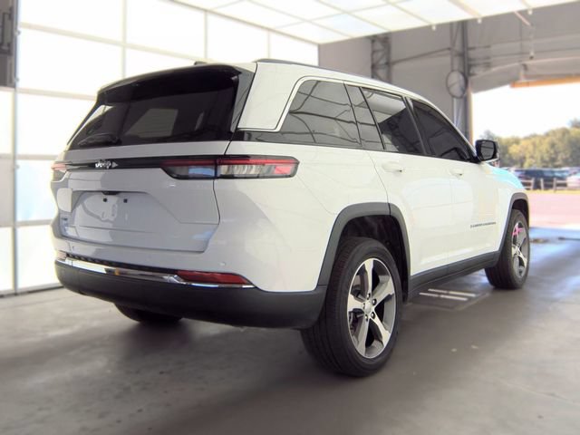 Used 2023 Jeep Grand Cherokee 4WD 4xe image 4