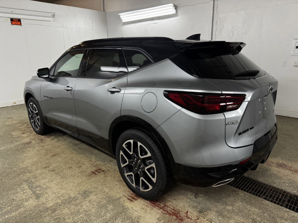 New 2026 Chevrolet Blazer RS w/ Driver Confidence II Package AWD/4WD image 6