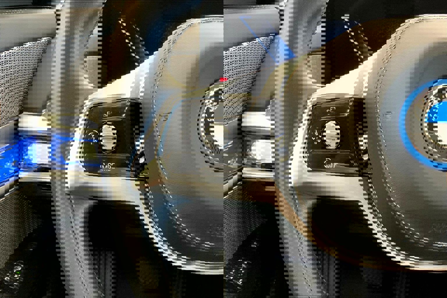 Used 2024 BMW i7 eDrive50 image 13