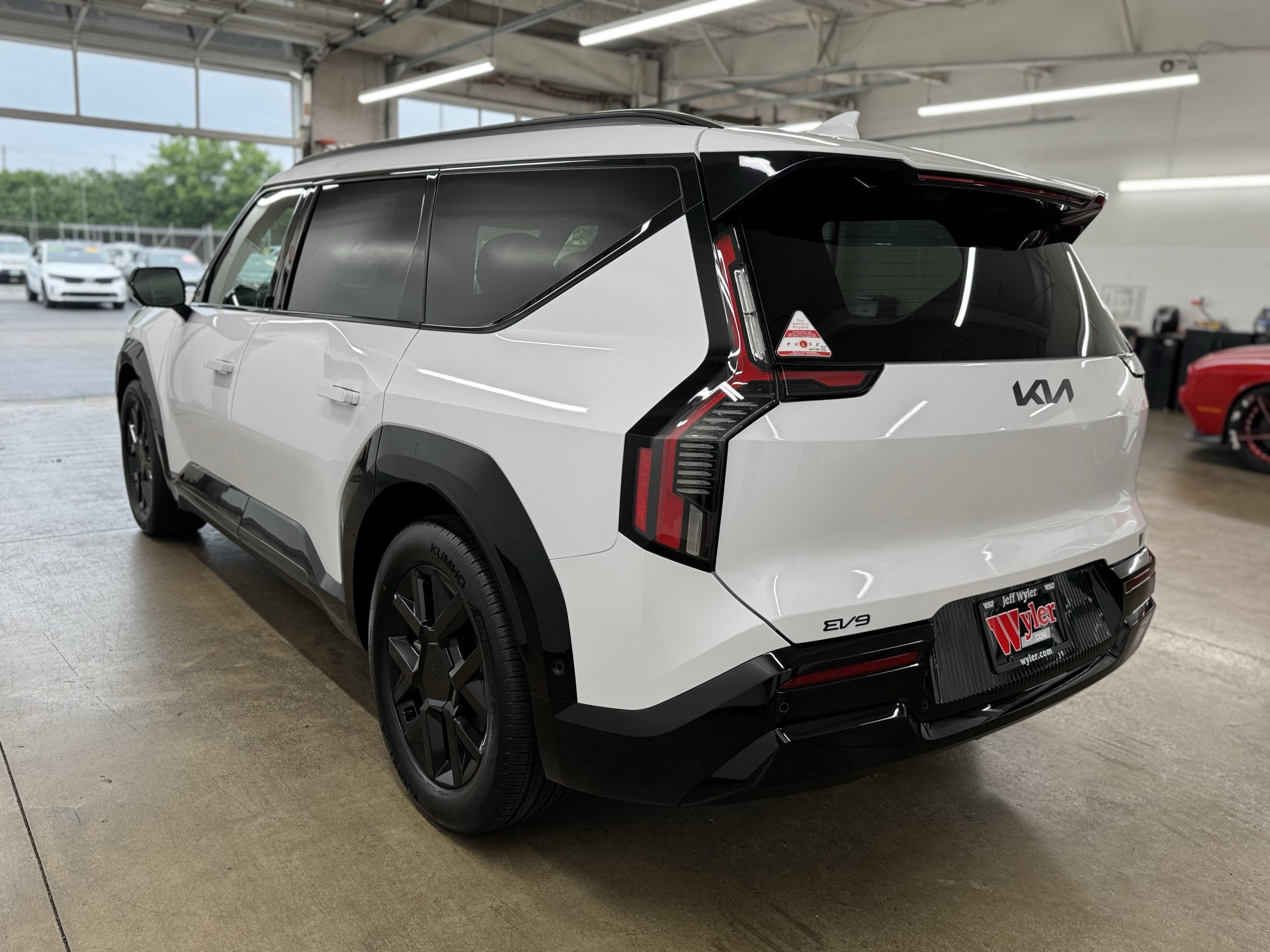 New 2026 Kia EV9 Land w/ Nightfall Edition Package image 7