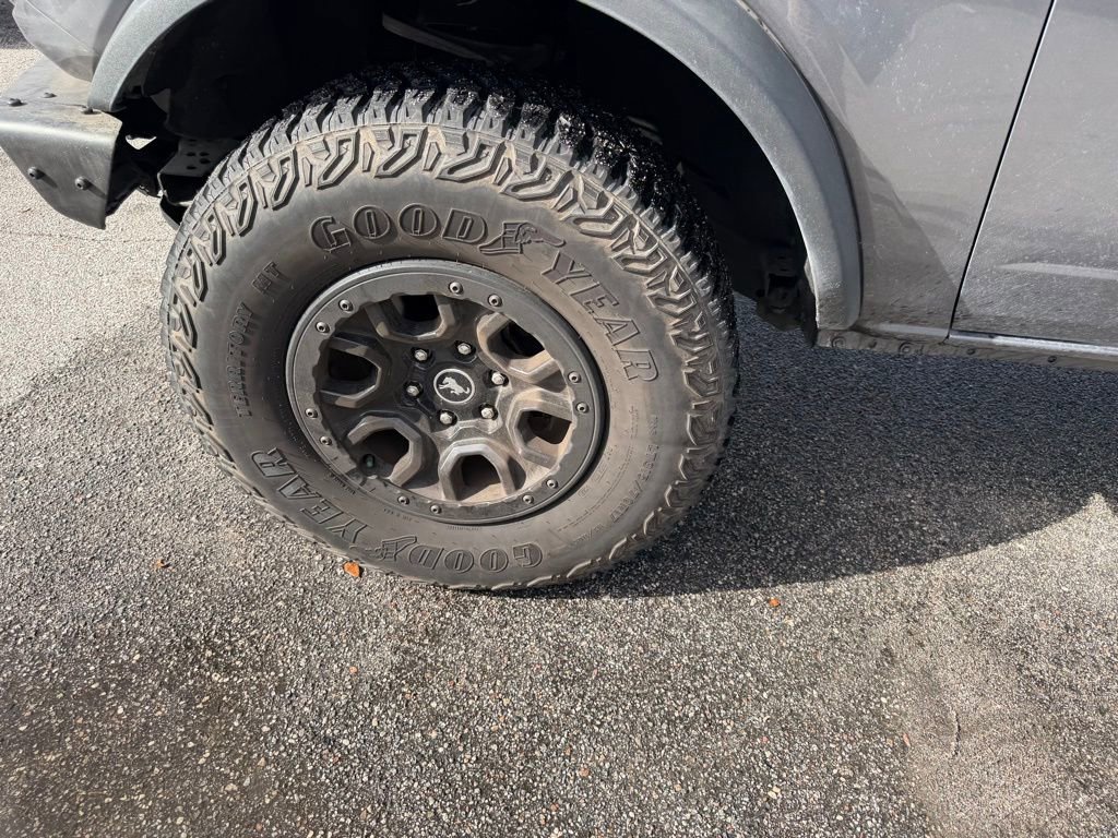 Used 2022 Ford Bronco Wildtrak image 10