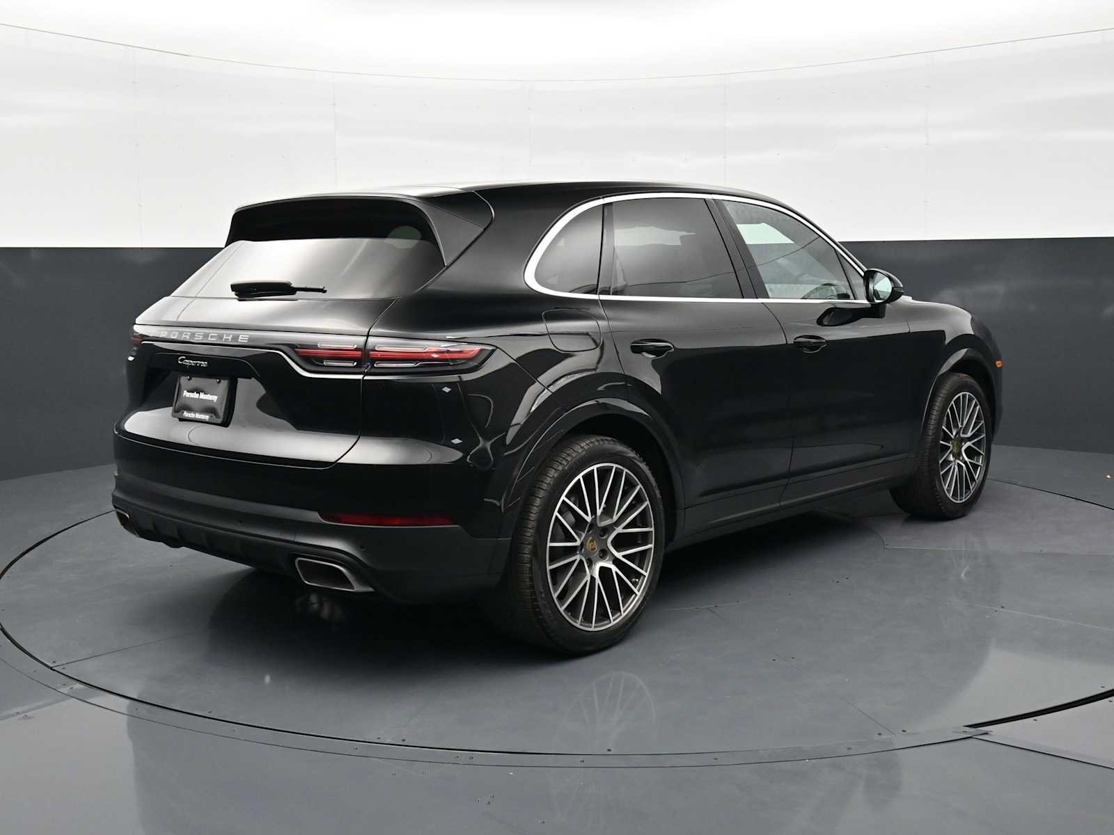 Certified 2021 Porsche Cayenne AWD/4WD image 23
