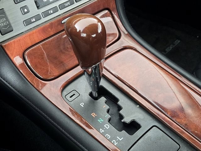 Used 2004 Lexus SC 430 Convertible image 14