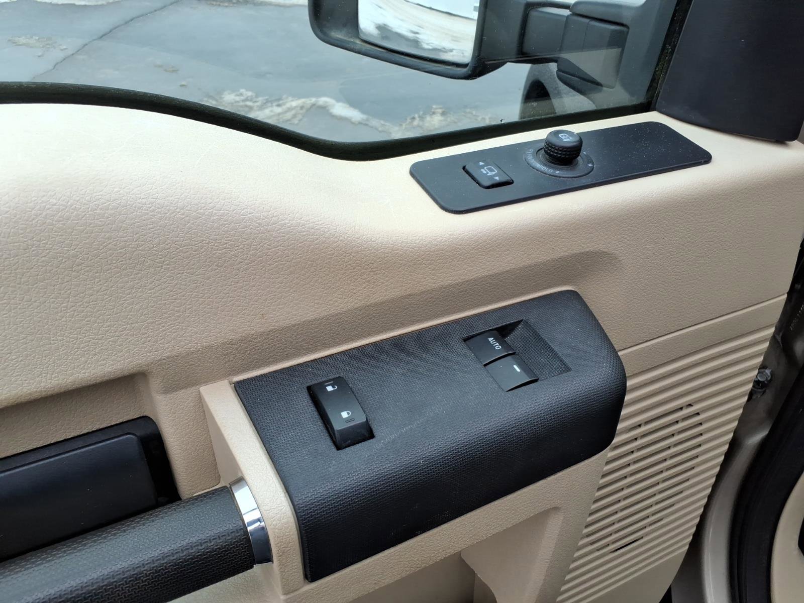Used 2010 Ford F350 XLT AWD/4WD image 12