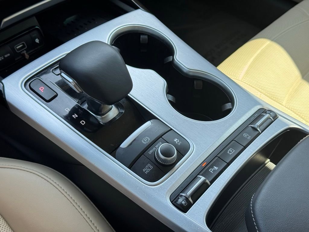 Used 2023 Kia Stinger GT2 image 38