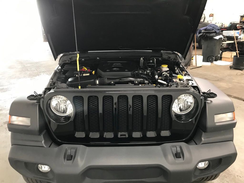 Used 2023 Jeep Wrangler Sport image 35