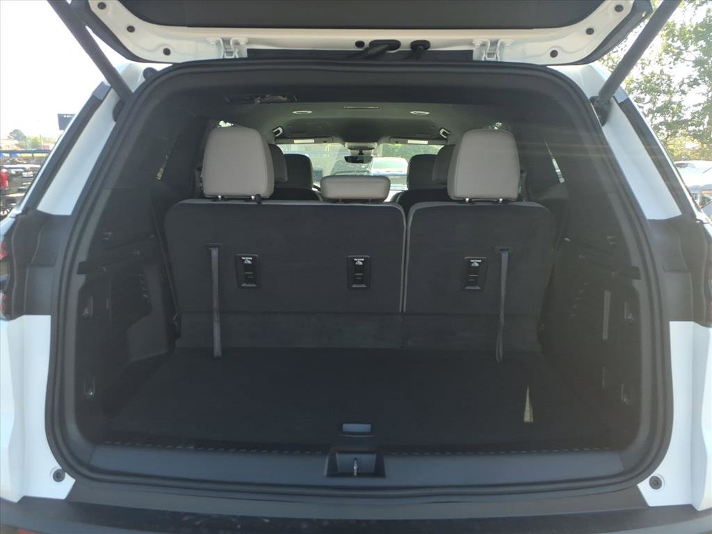 New 2026 GMC Acadia Elevation w/ Elevation Premium Package FWD image 5