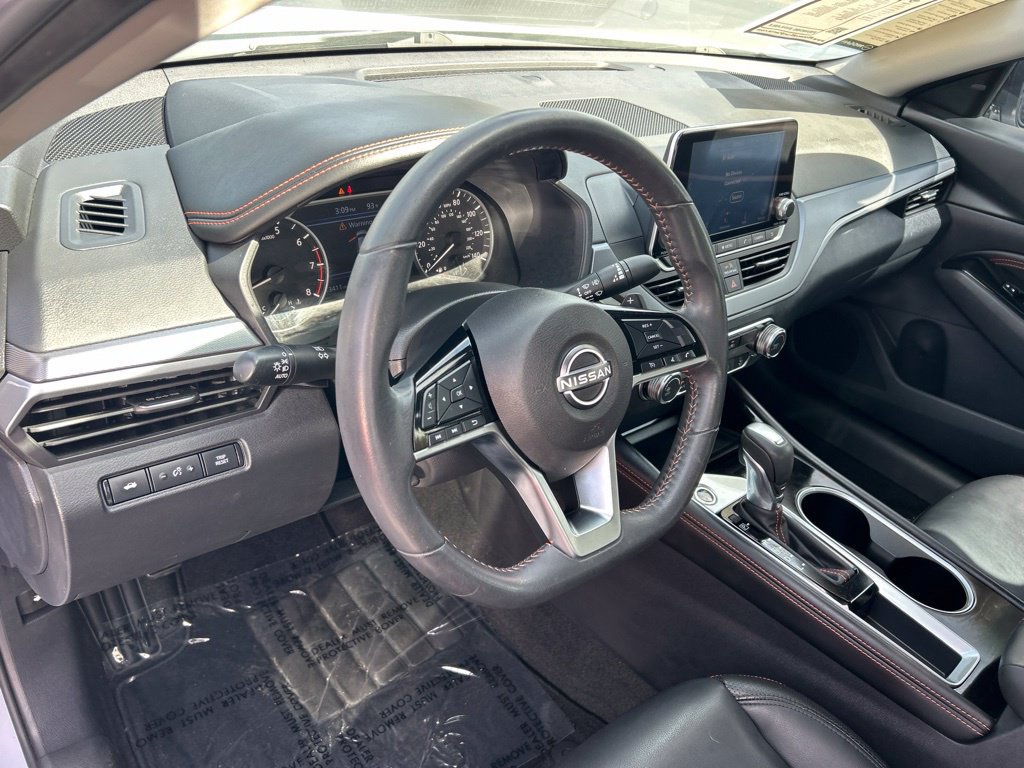 Used 2023 Nissan Altima 2.5 SR FWD image 22