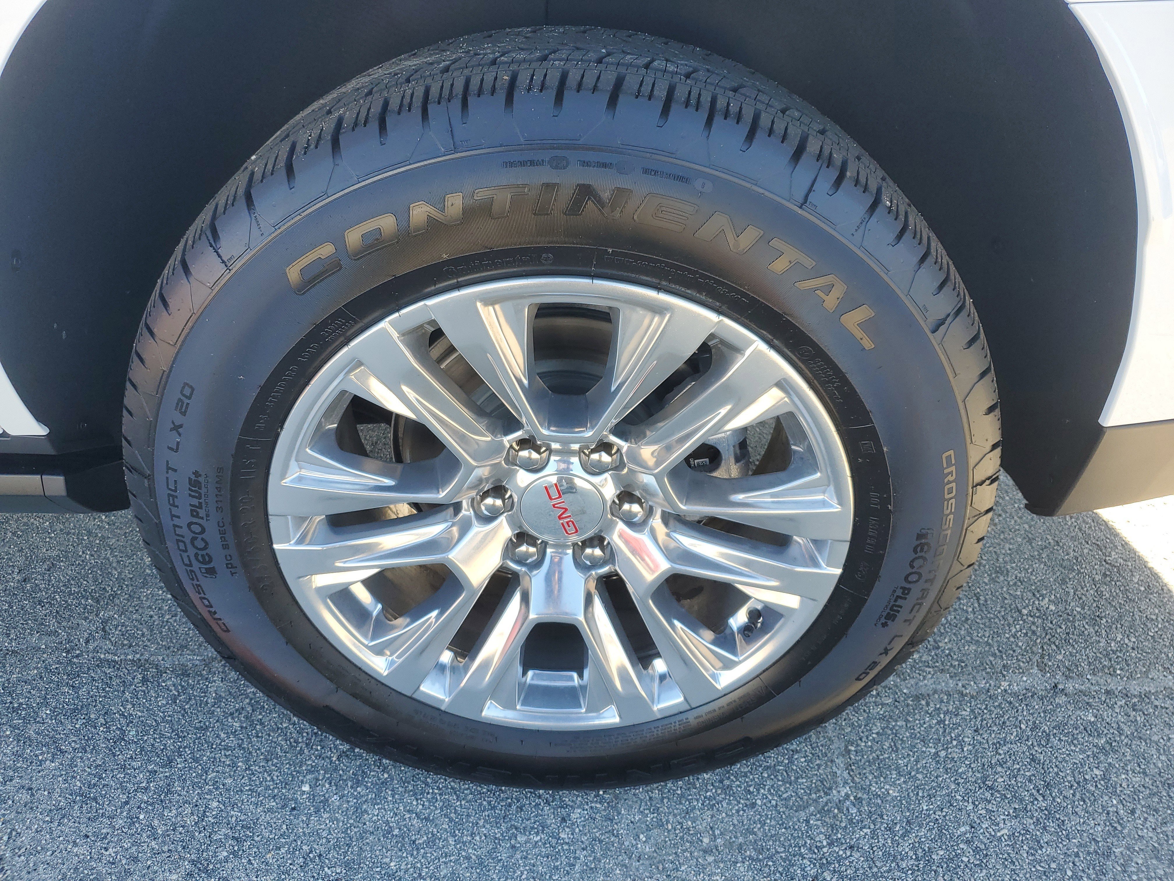 New 2026 GMC Yukon Denali w/ Sun & Power Step Package image 7