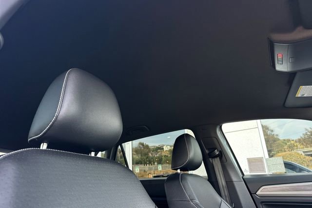 Used 2020 Volkswagen Atlas Cross Sport SE w/ Towing Package image 19