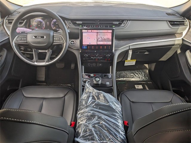 New 2025 Jeep Grand Cherokee Limited image 14