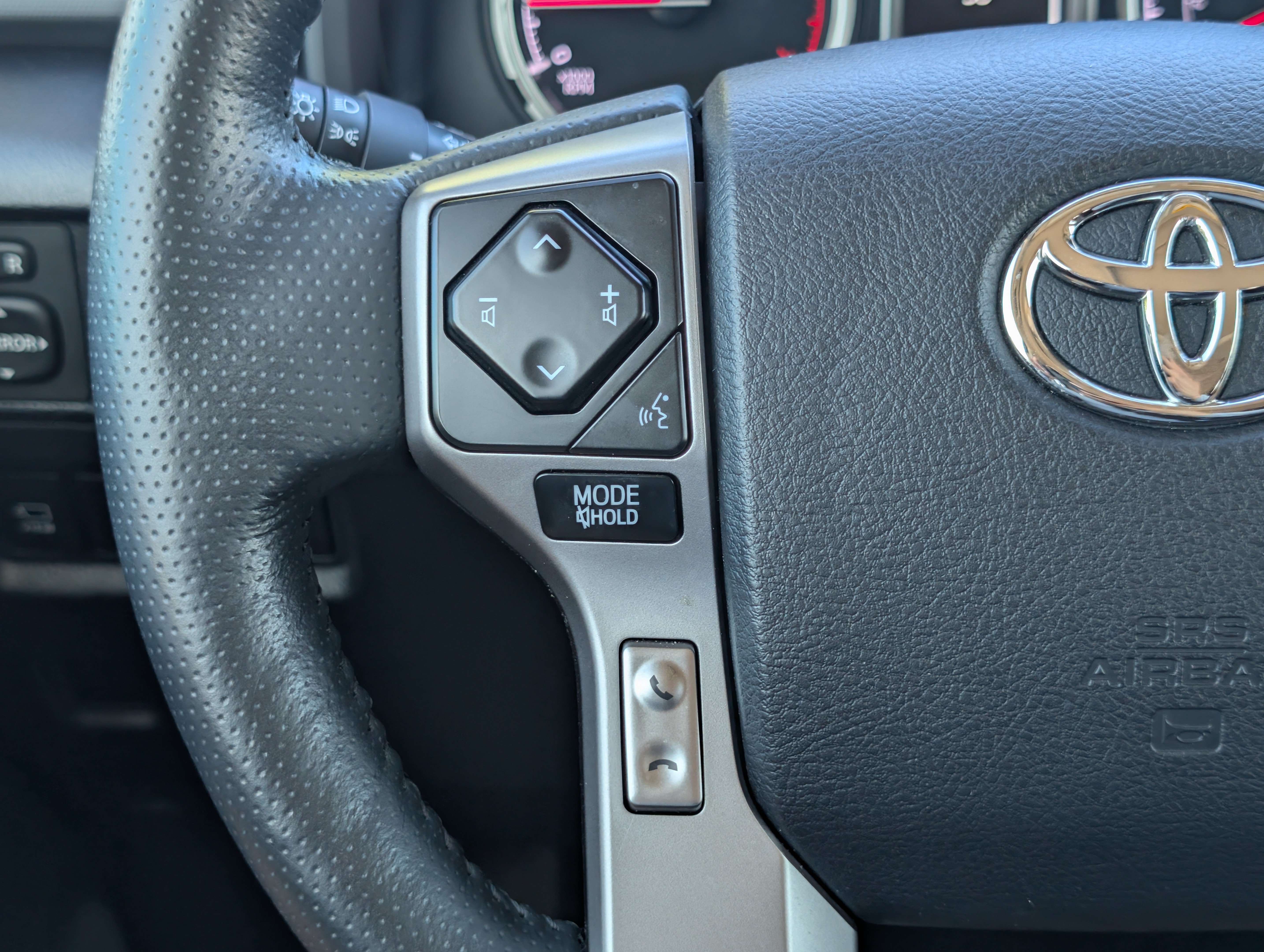 Used 2023 Toyota 4Runner Limited AWD/4WD image 20