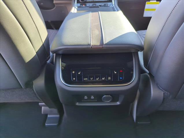 New 2026 Nissan Armada Platinum Reserve image 16