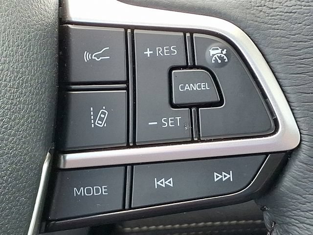 Used 2026 Toyota Sienna XLE AWD/4WD image 23