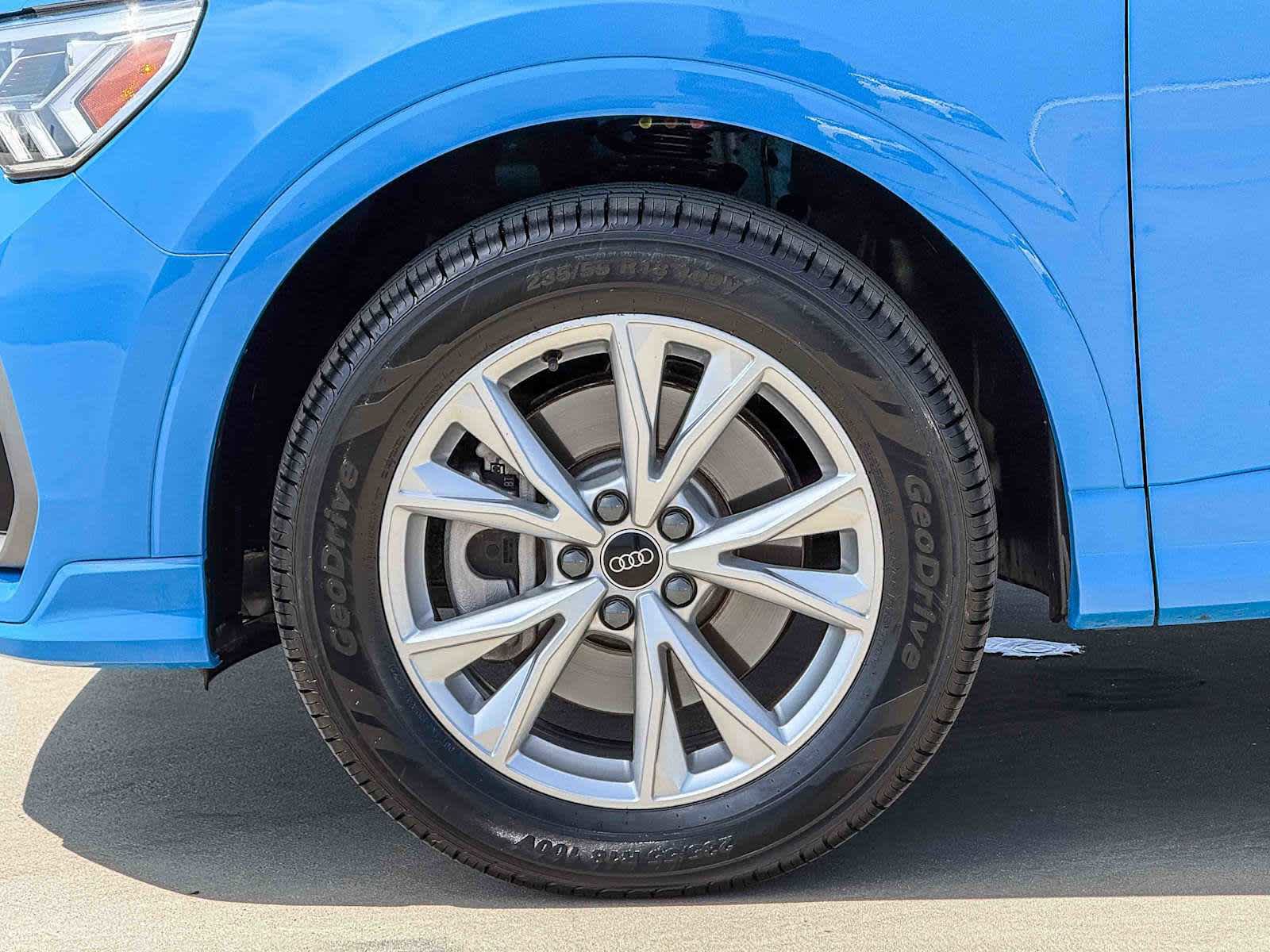 Used 2023 Audi Q3 2.0T Premium AWD/4WD image 9
