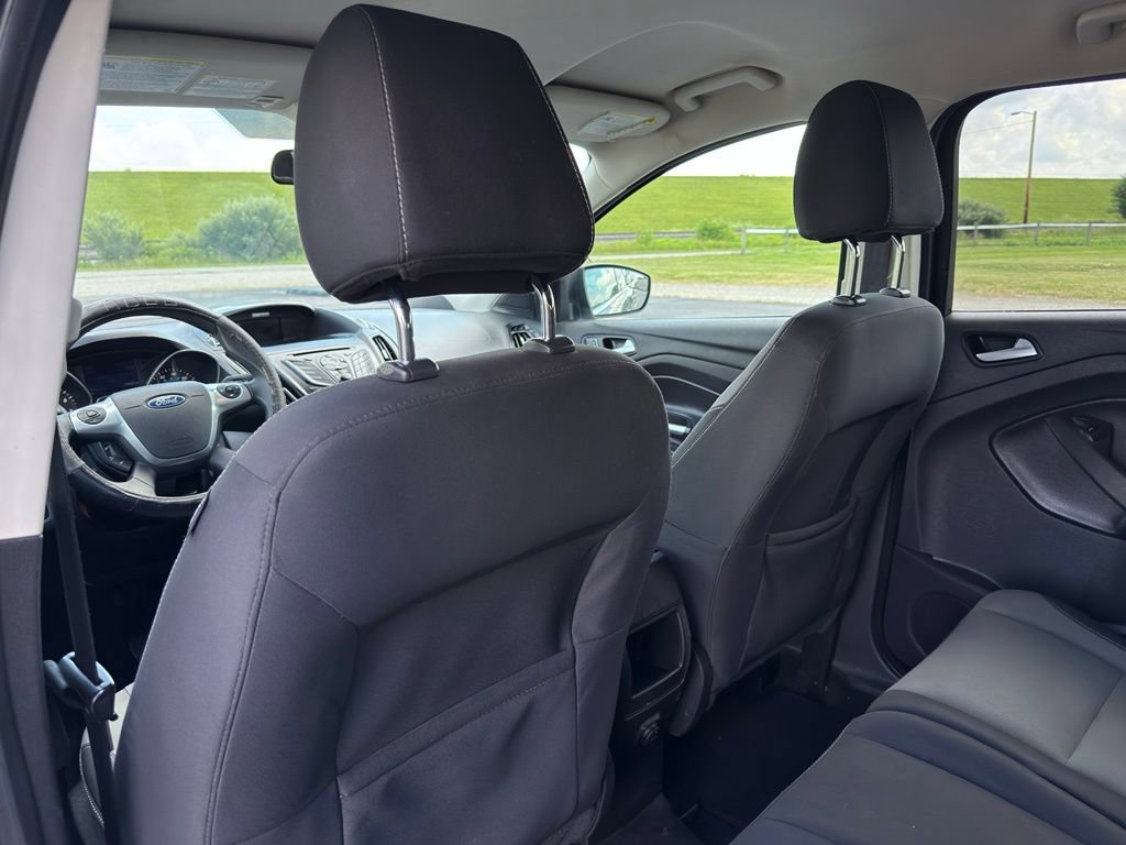 Used 2015 Ford Escape SE FWD image 26