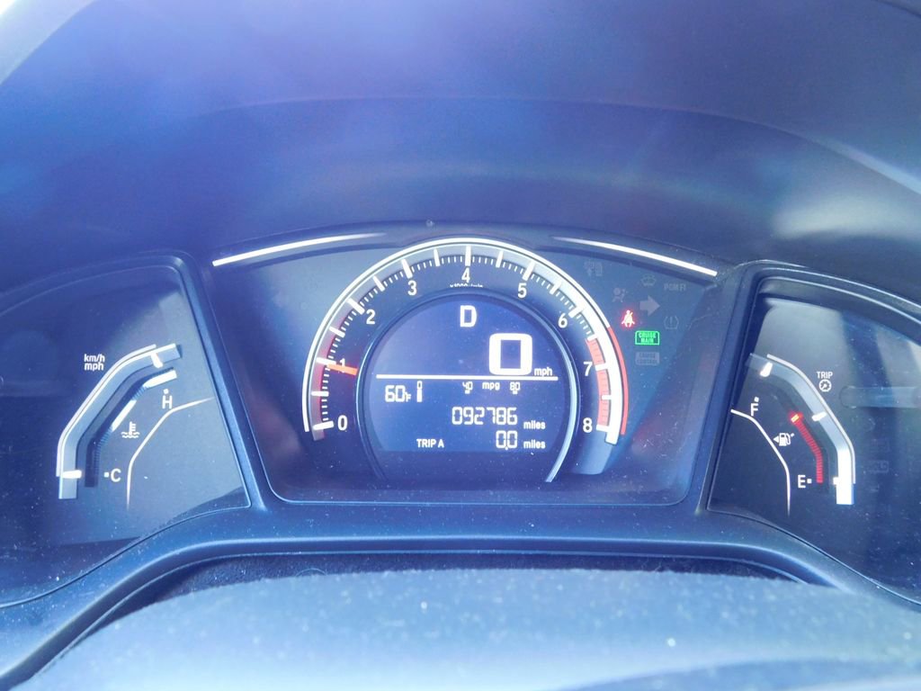 Used 2018 Honda Civic Sport image 11