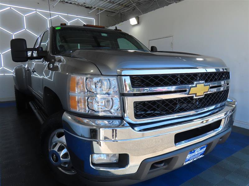 Used 2012 Chevrolet Silverado 3500 LTZ w/ LTZ Plus Package AWD/4WD image 2