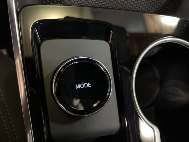 Used 2026 Chevrolet Equinox LT FWD image 29