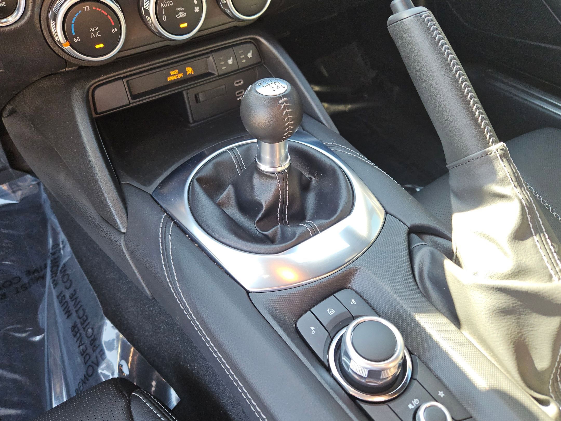 Used 2024 MAZDA MX-5 Miata Grand Touring image 17