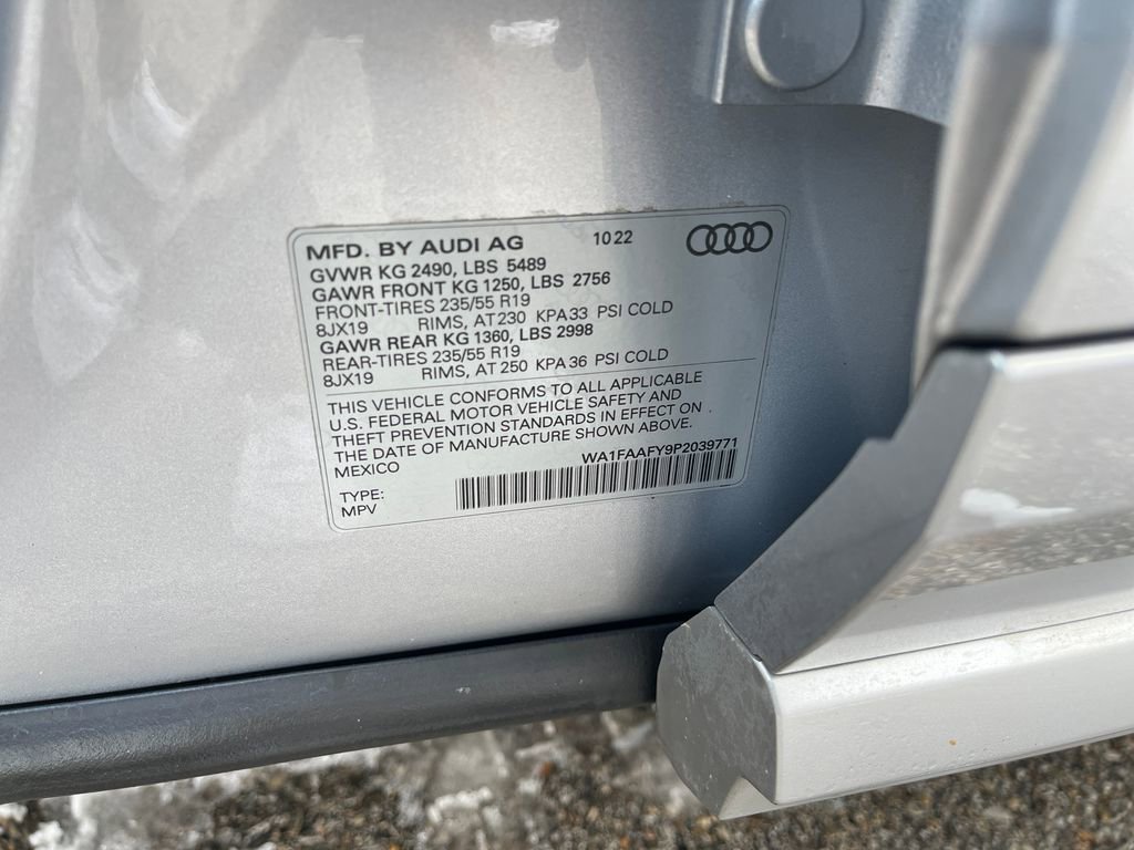 Used 2023 Audi Q5 2.0T Prestige w/ Prestige Package image 31