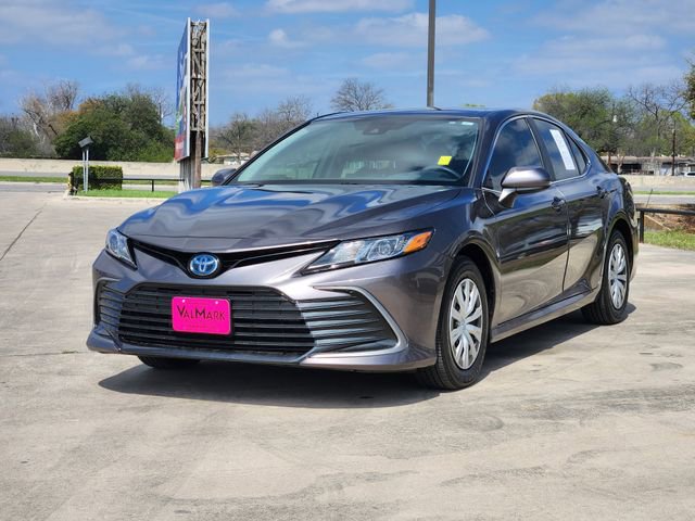 Used 2024 Toyota Camry LE image 6