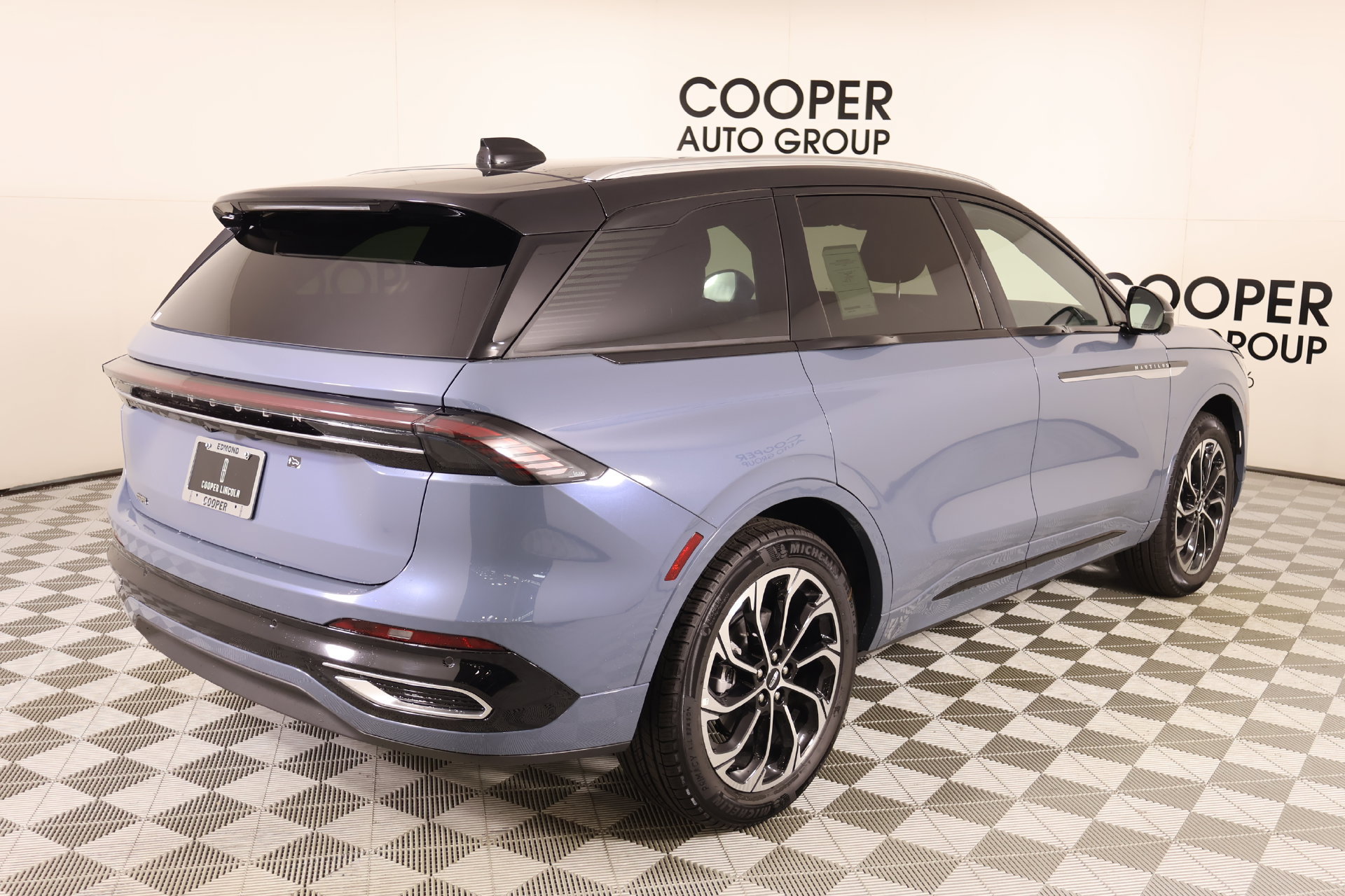 New 2026 Lincoln Nautilus Reserve AWD/4WD image 21