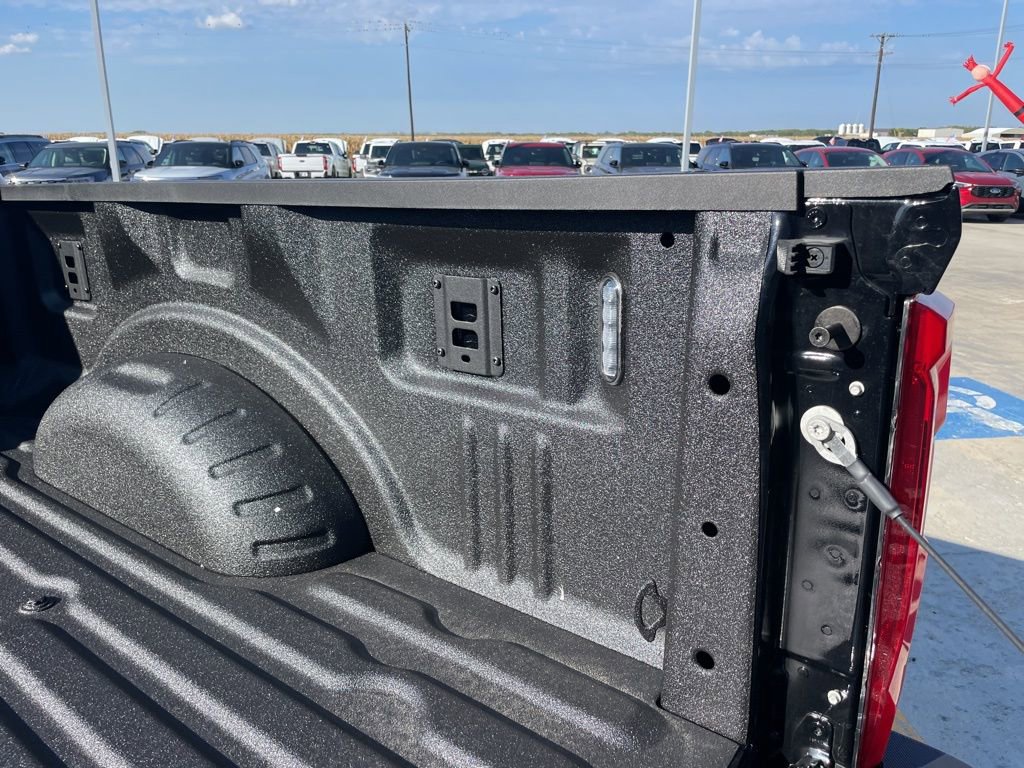 New 2026 Ford F250 XLT w/ XLT Premium Package image 9