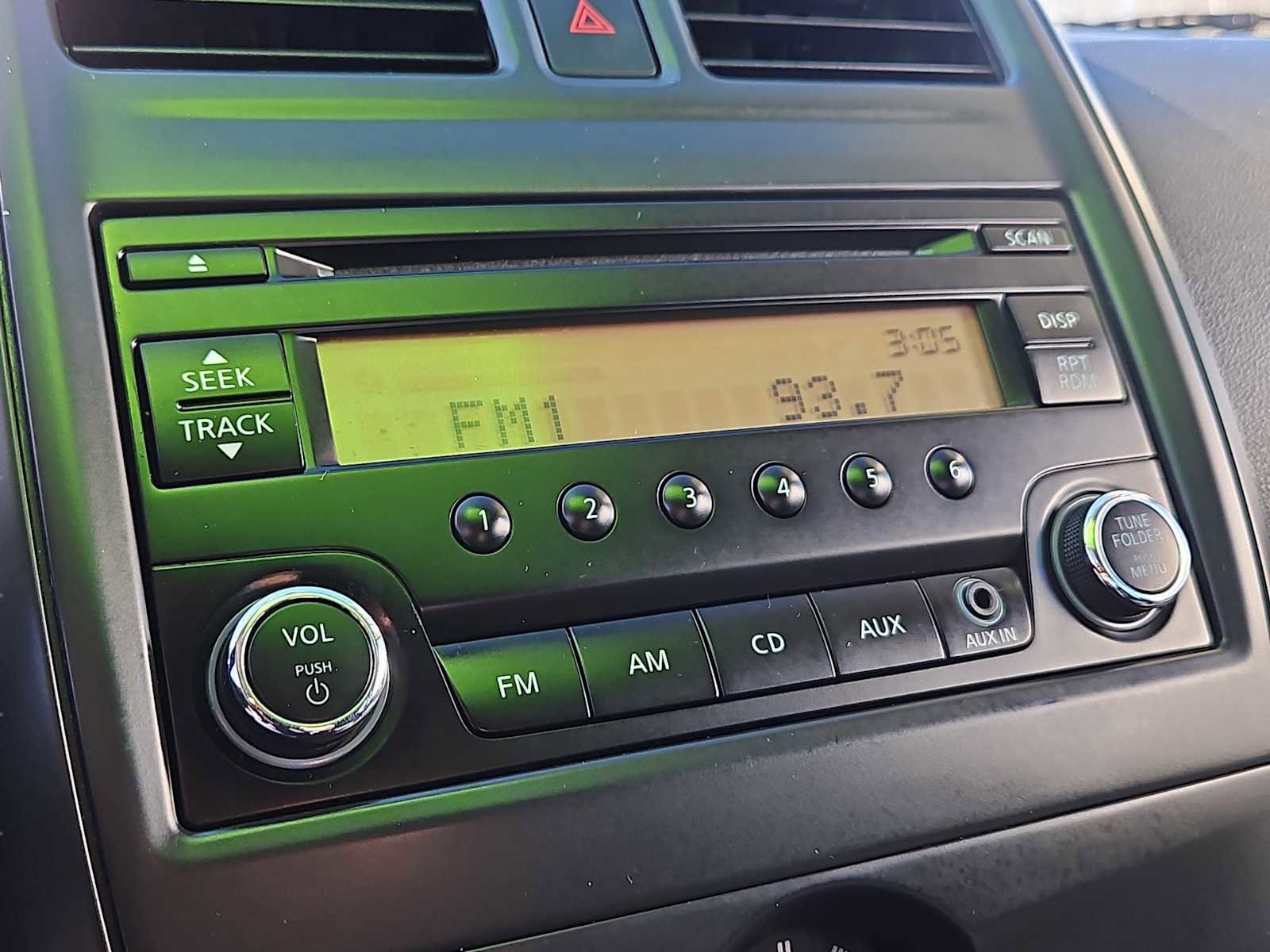 Used 2017 Nissan Versa S Plus image 20