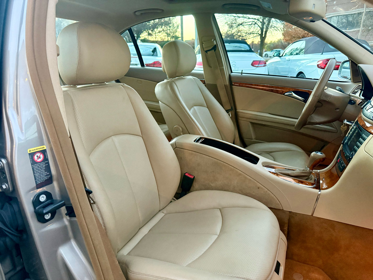 Used 2008 Mercedes-Benz E 350 Luxury image 26