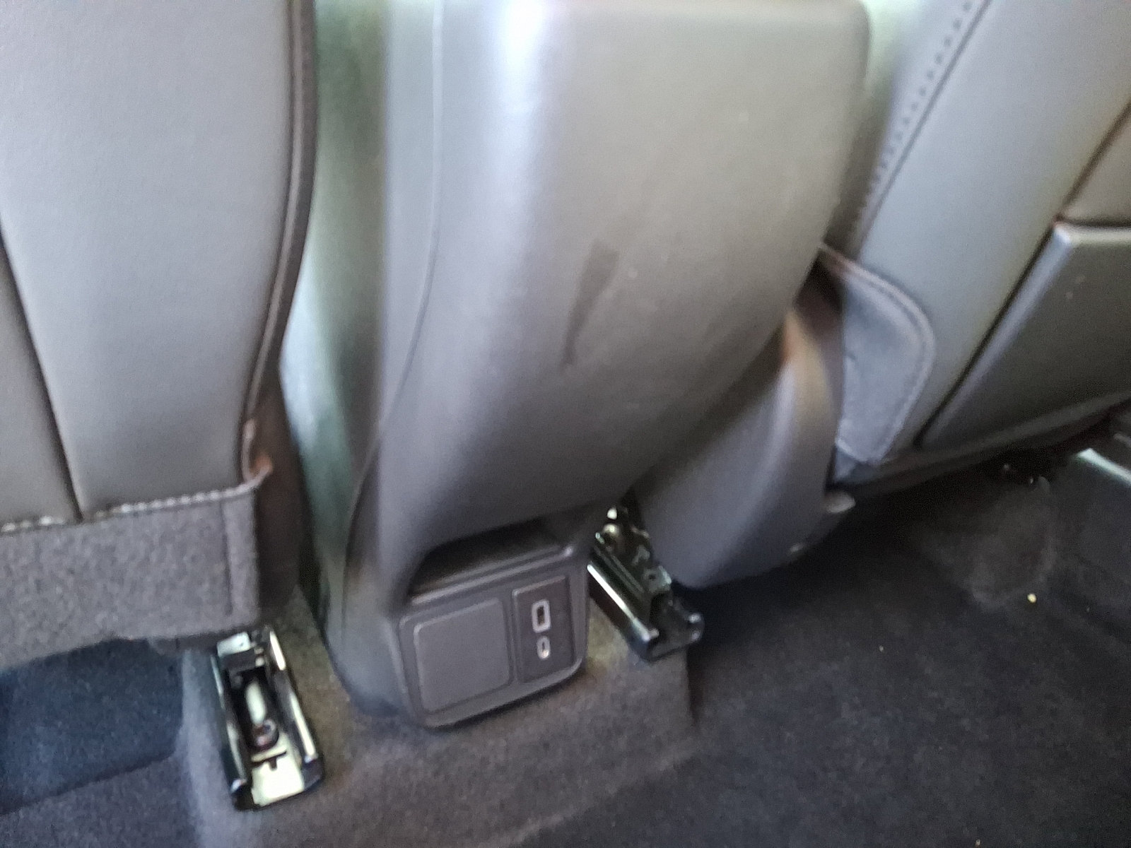 Certified 2023 Buick Encore GX Preferred w/ Cold Weather Comfort Package FWD image 11