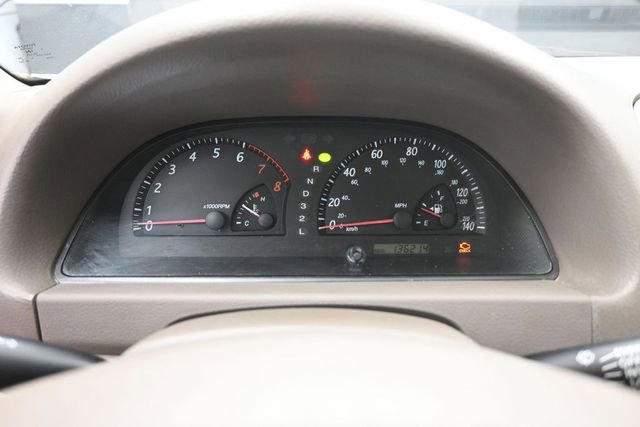 Used 2004 Toyota Camry XLE FWD image 10