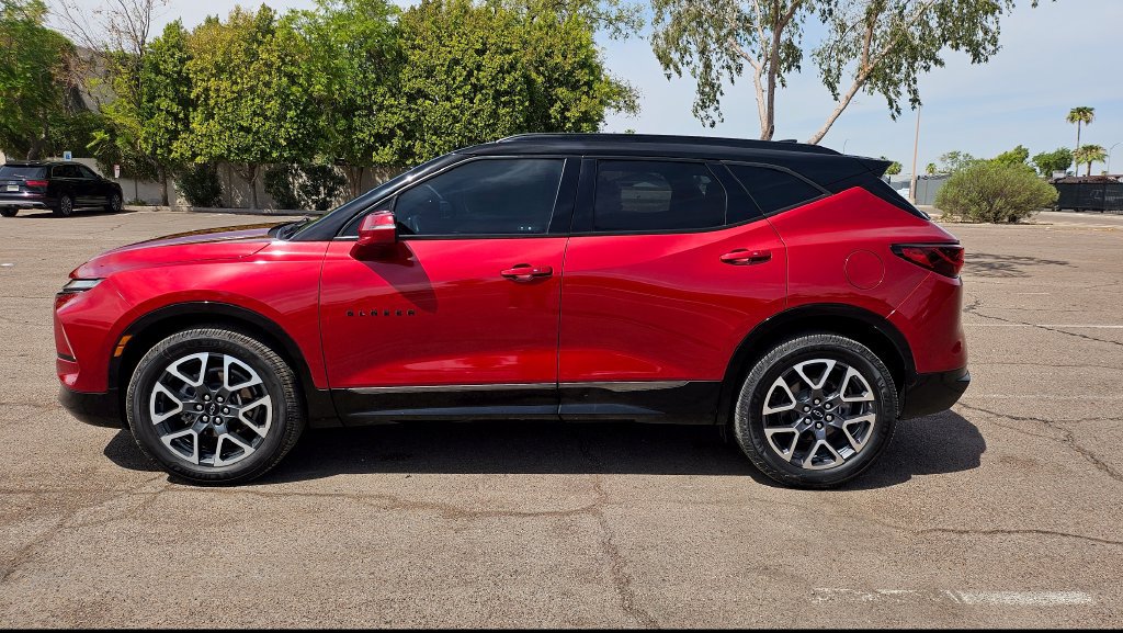 Used 2023 Chevrolet Blazer RS w/ Enhanced Convenience Package FWD image 7