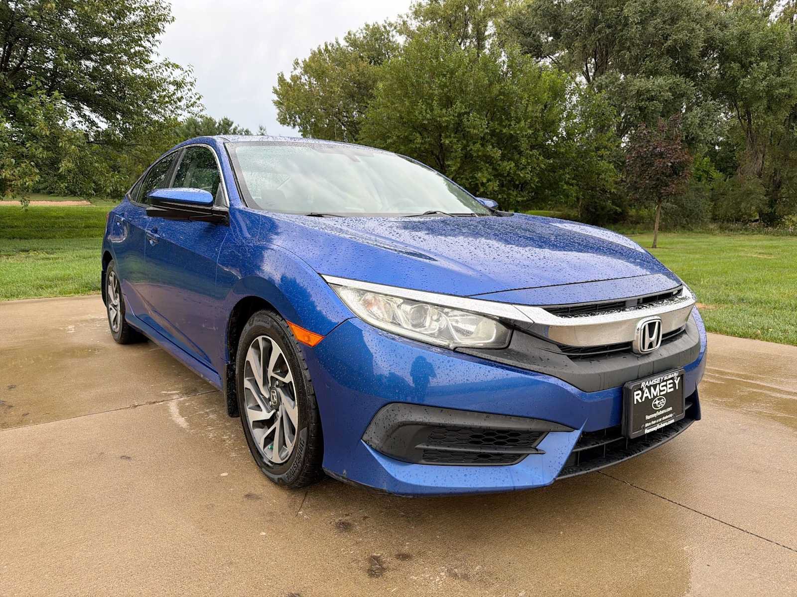 Used 2017 Honda Civic EX image 8