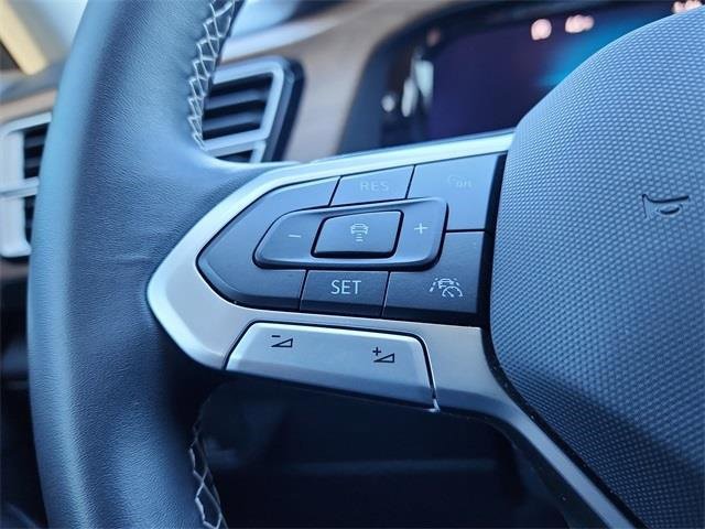 New 2025 Volkswagen Atlas SE image 25