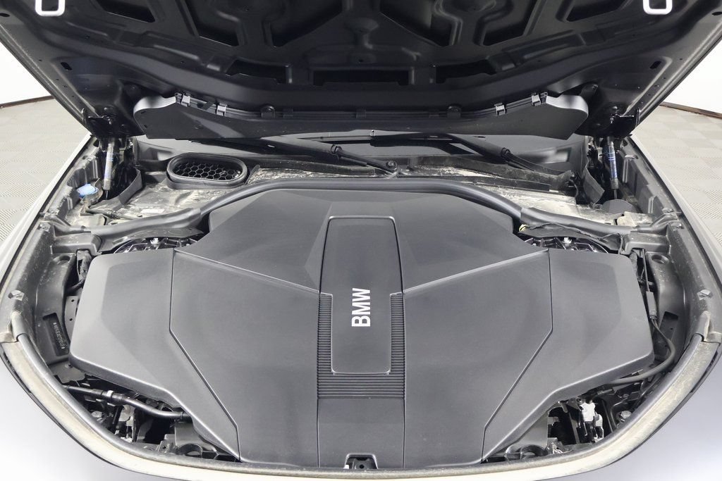New 2026 BMW i7 eDrive50 w/ Executive Package RWD image 9